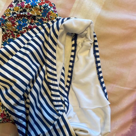 Size Xl Time and Tru swimsuit - Picture 4 of 6